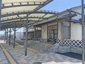 原駅の駅舎